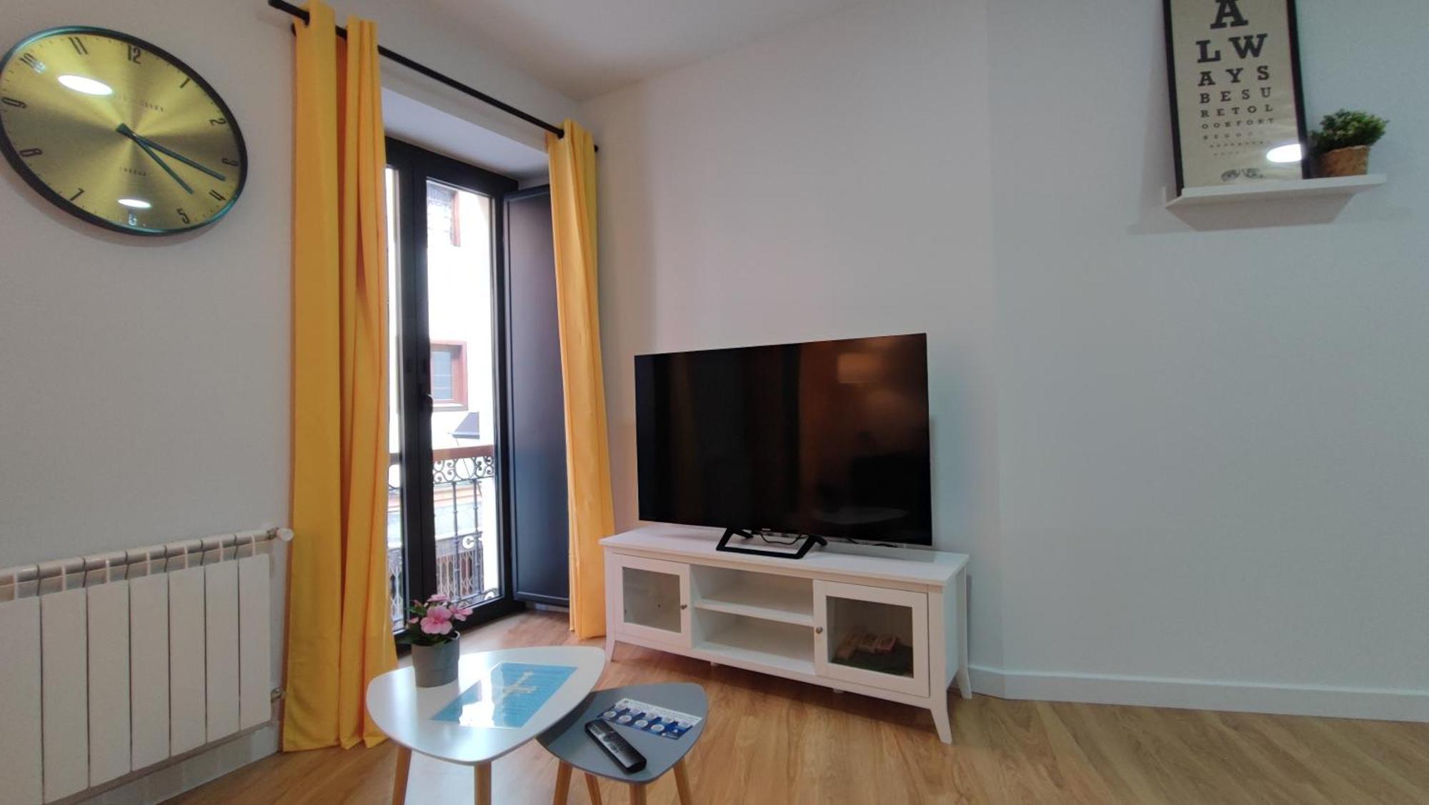 Apartamentos Aptio Oviedo Exterior photo
